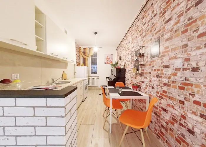 Comfort Budget - Old Town Hostel *