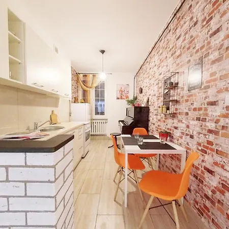 Comfort Budget - Old Town 호스텔 *